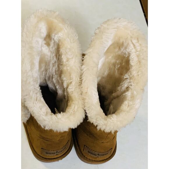 Minnetonka Women's 7M Boots Leather Upper Brown Pull On Model #85711 EUC - Picture 4 of 7